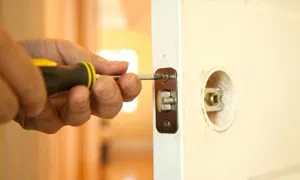 Lock Safe Services Port Saint Lucie, FL 772-247-1053 - 24-hour-emergency-locksmith