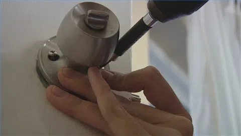 Lock Safe Services Port Saint Lucie, FL 772-247-1053 - change-locks-service